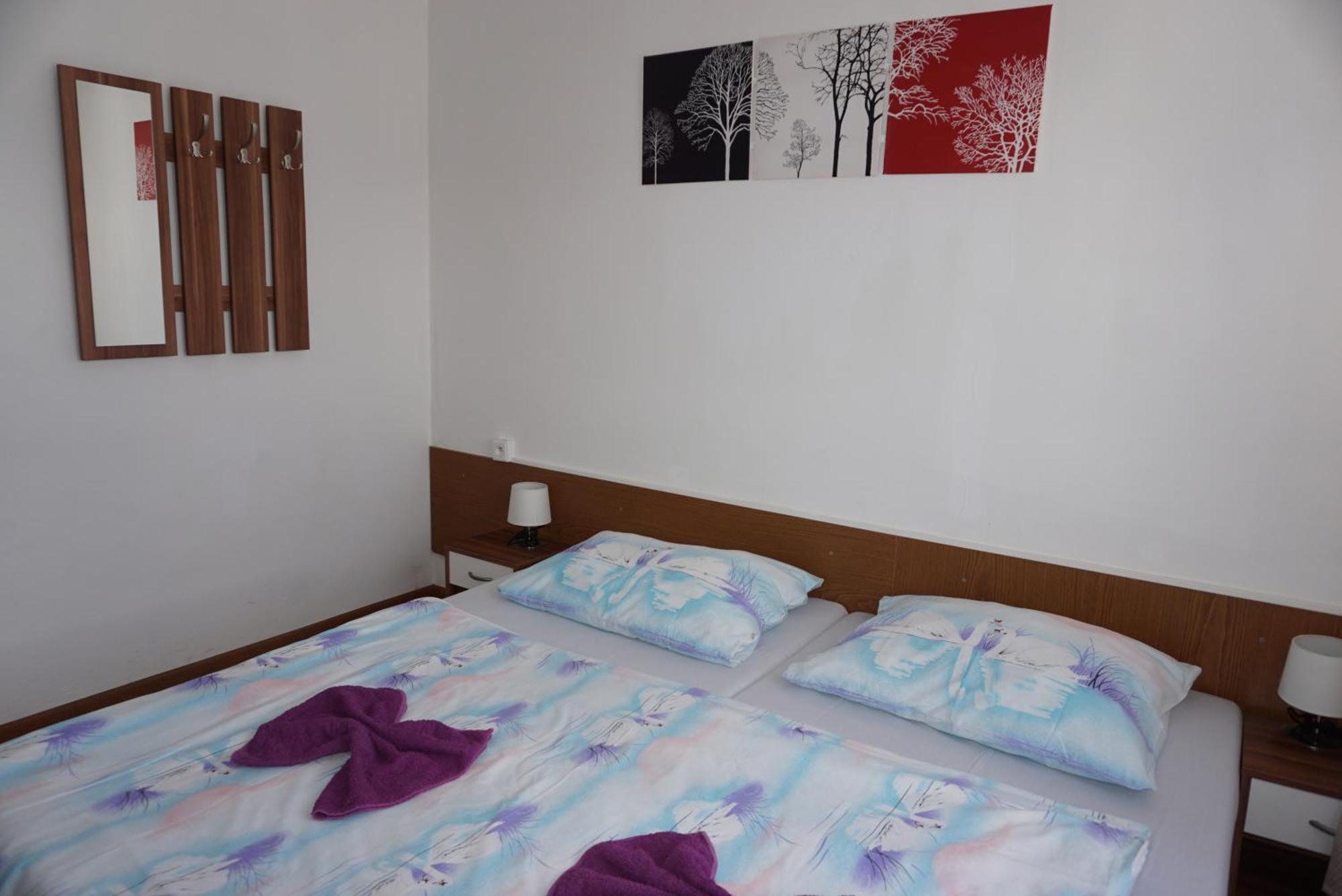 Hotel Gula Батизовце Экстерьер фото