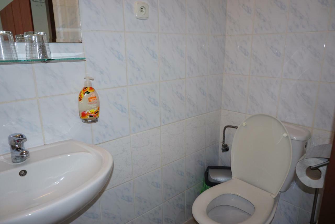 Hotel Gula Батизовце Экстерьер фото